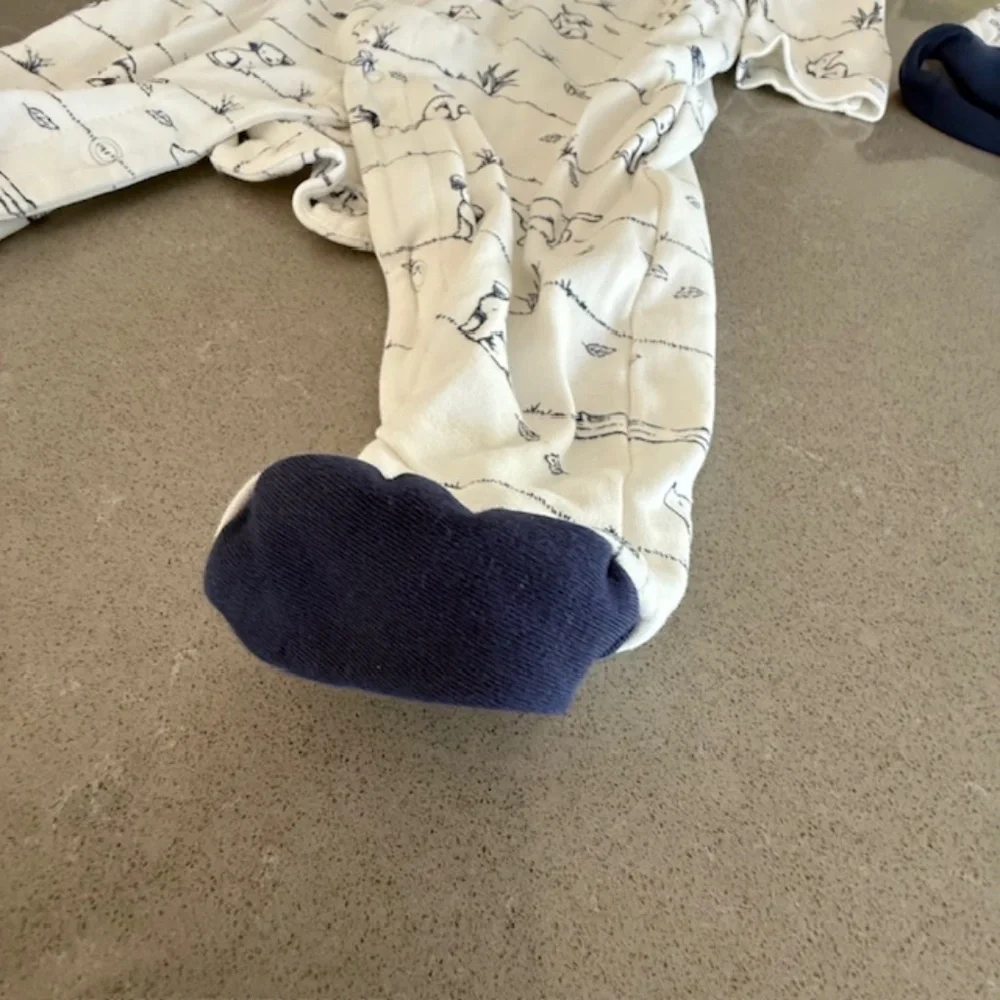 Little Me Dog 6M Sleeper and Hat Blue & White Unisex Boys Snaps Worn 2x